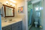 Condo 11 in La Hacienda San Felipe - upstairs full bathroom